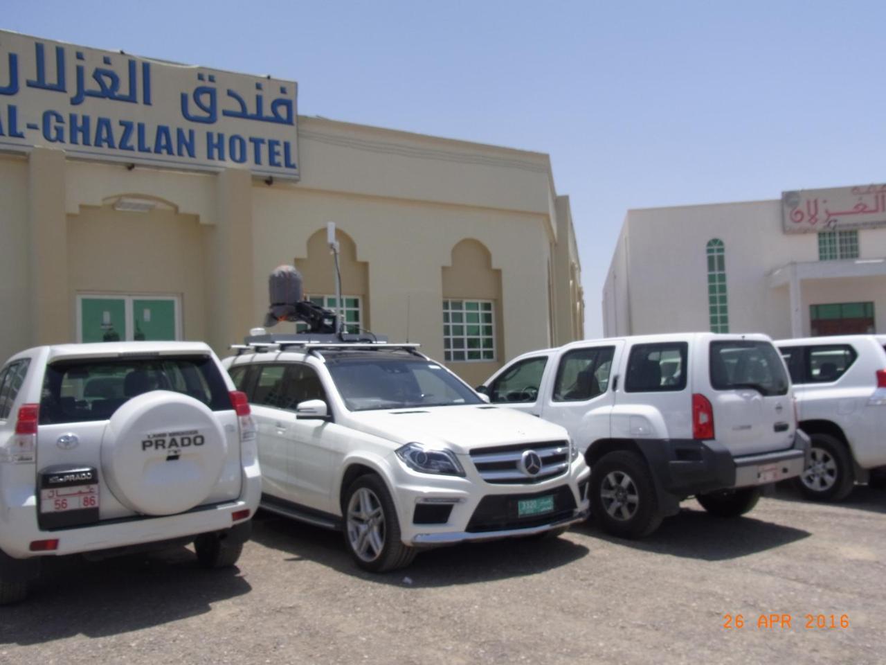 Al Ghazlan Hotel Sinaw Ruddah Zewnętrze zdjęcie