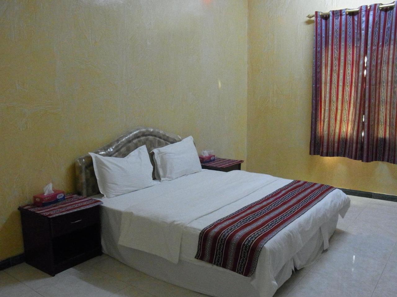 Al Ghazlan Hotel Sinaw Ruddah Zewnętrze zdjęcie