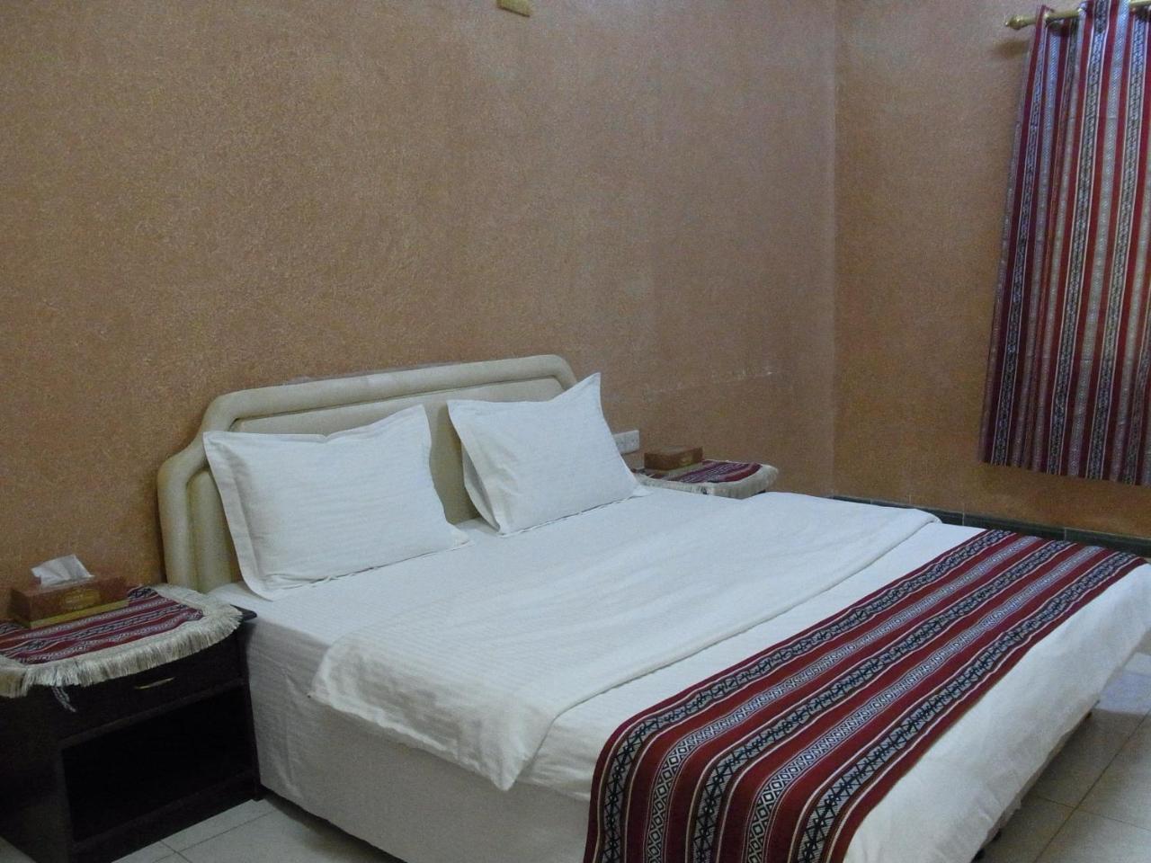 Al Ghazlan Hotel Sinaw Ruddah Zewnętrze zdjęcie